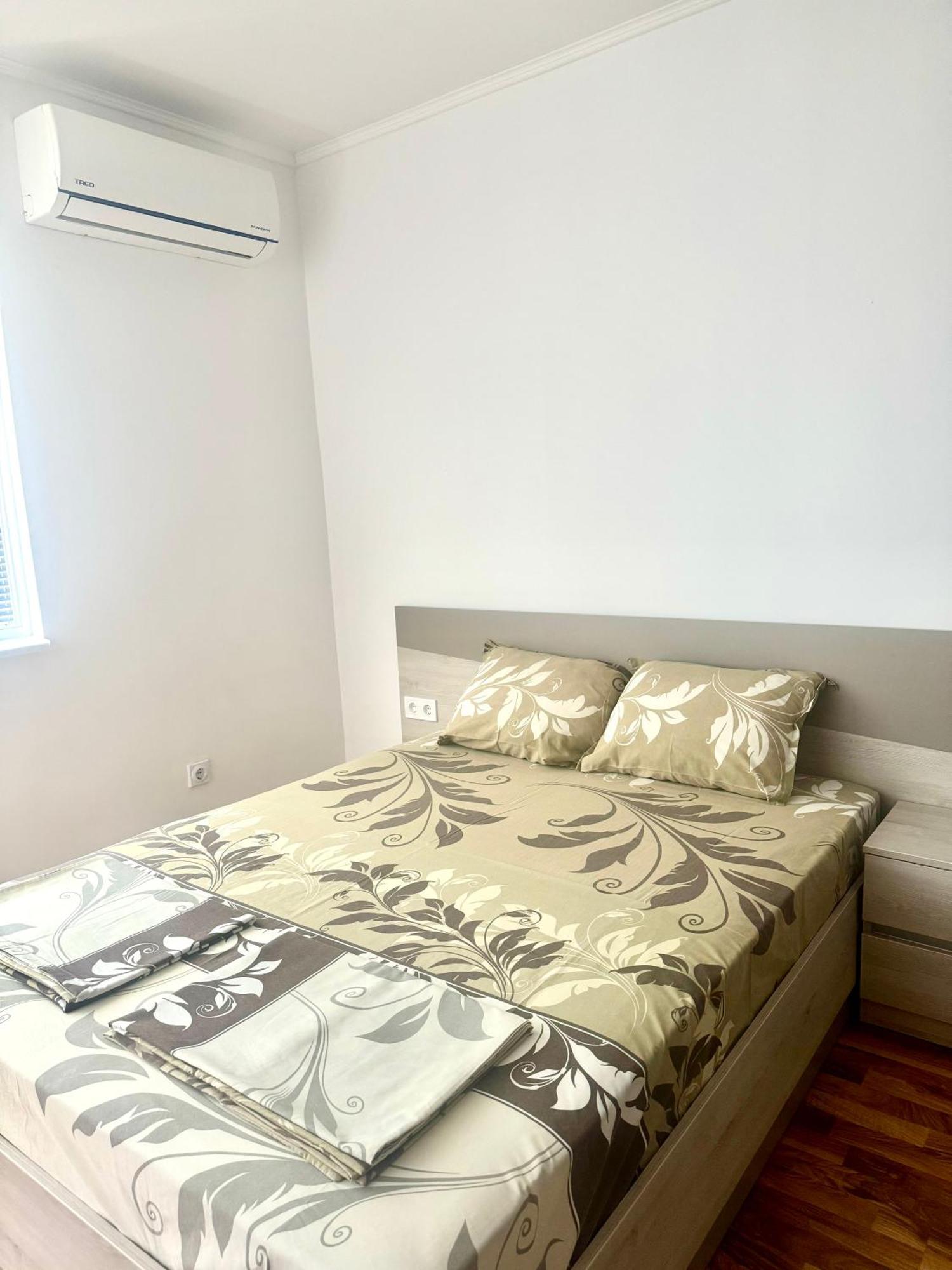 Single Apartment Elit 切尔诺莫雷茨 外观 照片