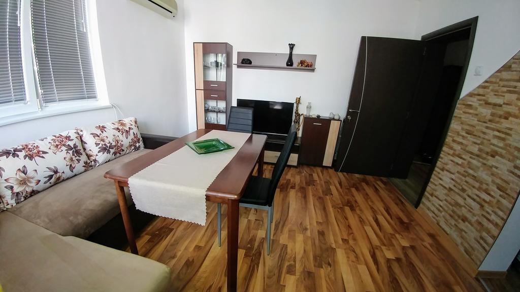 Single Apartment Elit 切尔诺莫雷茨 外观 照片
